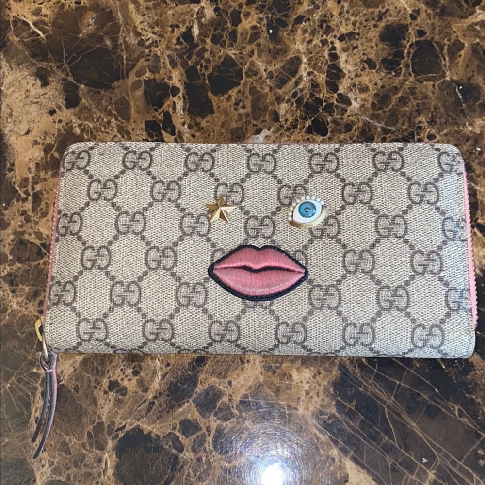 Gucci Beige GG Monogram Zip Wallet with Pink Lips and Eye Motifs